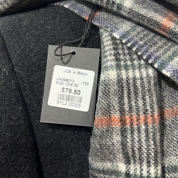 NEW Jos A Bank gray plaid cashmere scarf - Picture 3 of 4